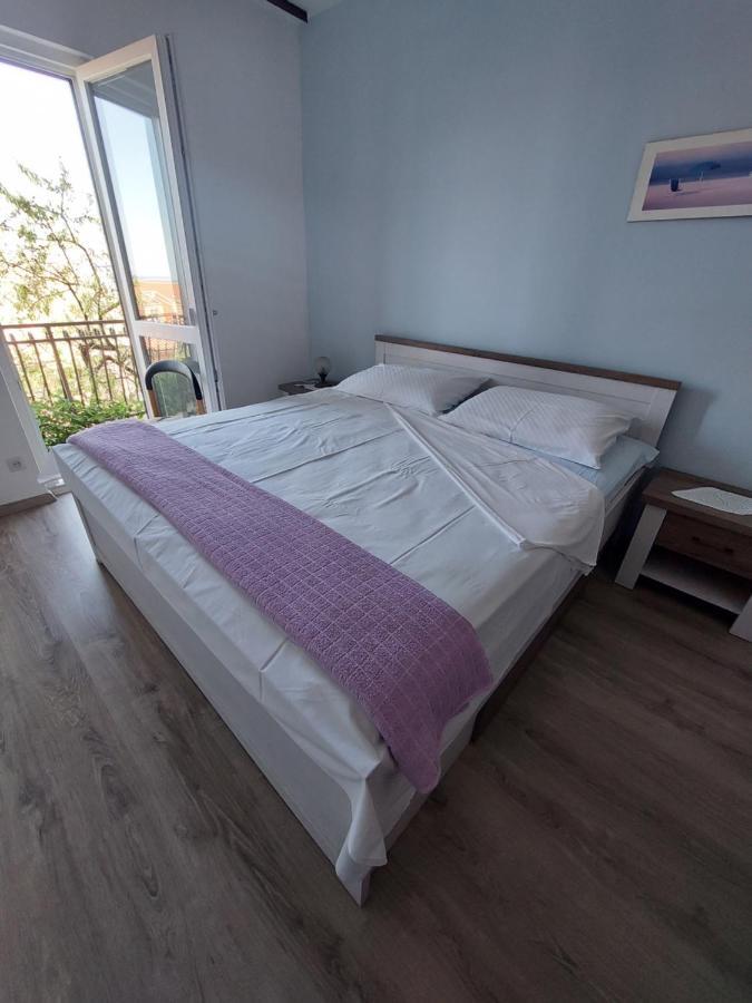 Apartment Black Primošten Zewnętrze zdjęcie
